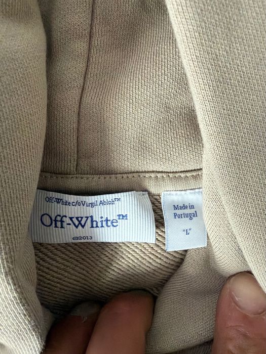 Суичър Off white Чисто нов!