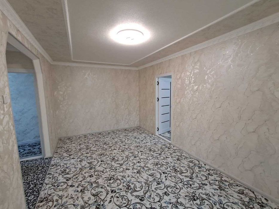 Фрунзиский Часпик 1 қаватда 2 хонали квартира сотилади. ID: 1930