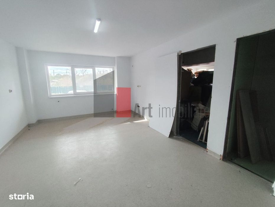 Apartament cu 3 camere de vanzare in Confort City