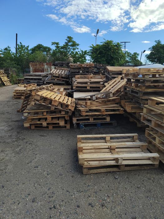 Палети за дърва за горене