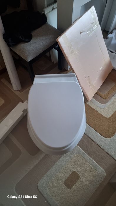 Навесной унитаз тренд