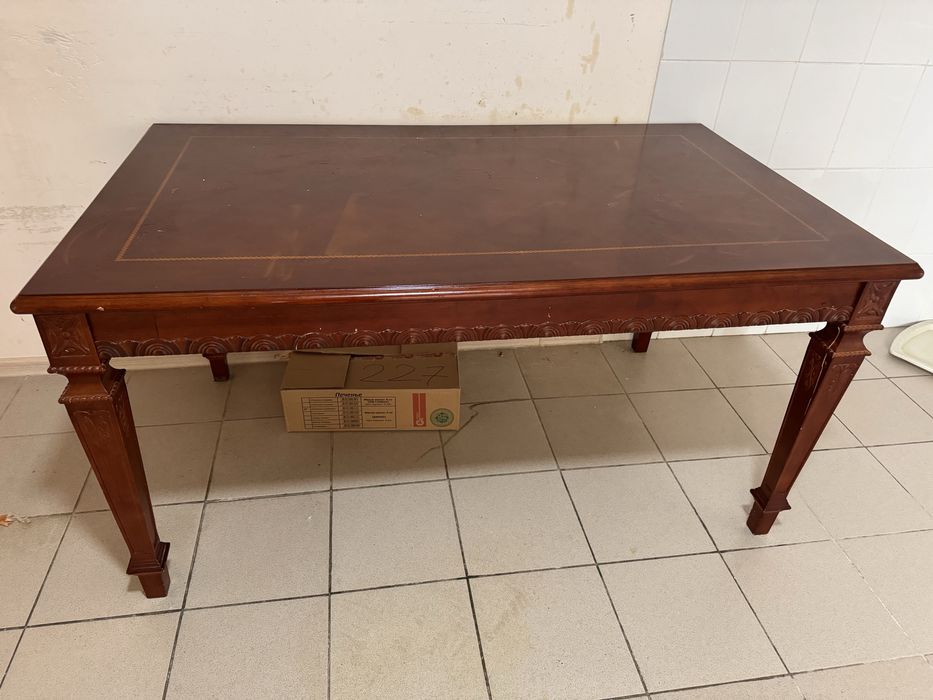 Продам стол 90*150