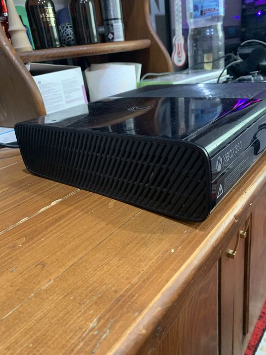 Xbox 360 E modat