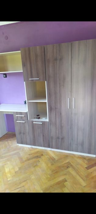 Страхотна къща на три етажа