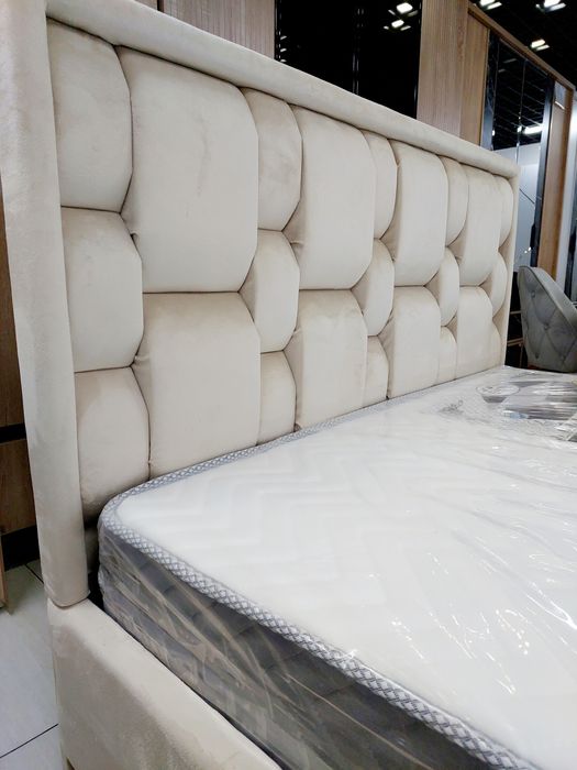 Кровать полуторка Фабричное. Можно купить в рассрочку но без скидок!
К