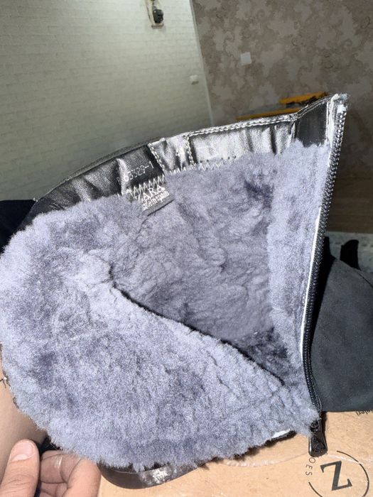 Продам зимнию обувь