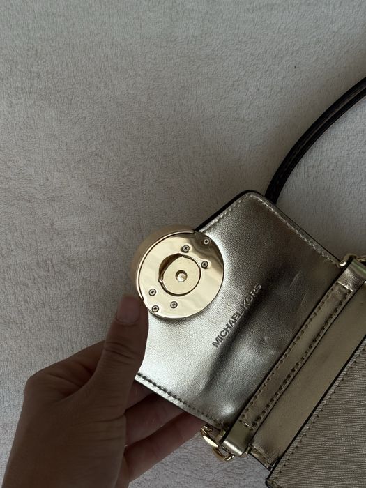 Оригинална чанта Michael Kors