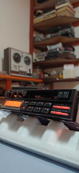 radio casetofon auto curea noua functioneaza impecabil