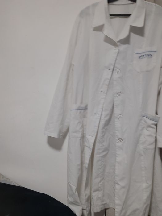 Медициналық киімдер халаттар.