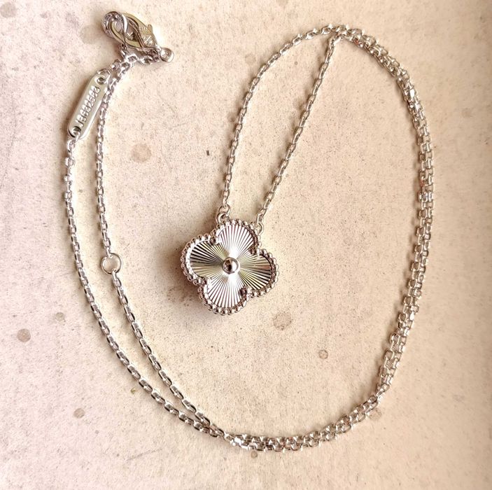 Дамско колие със златна детелина - Van Cleef & Arpels - Sweet Alhambra