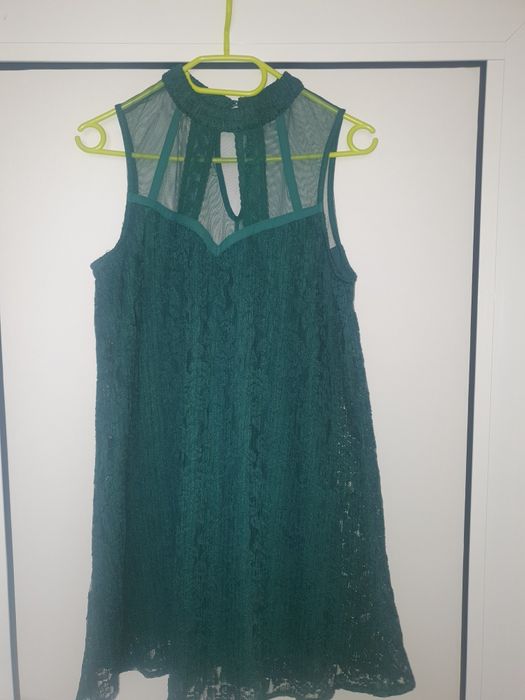 Дамски дантелени рокли