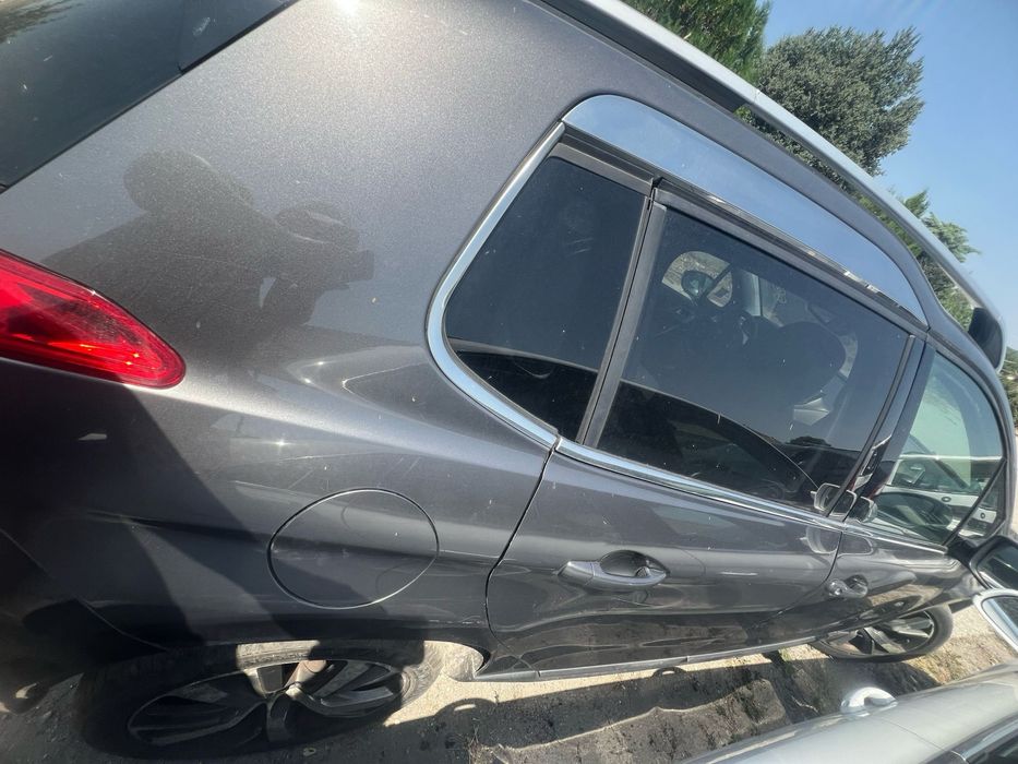 На части PEUGEOT 2008 E-HDI ALLURE 92кс ръчка 5ск 2013г