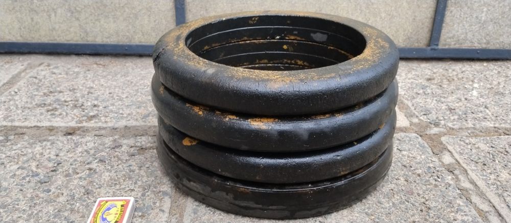 Комплект 4 твърди гуми за  джанти на работна количка