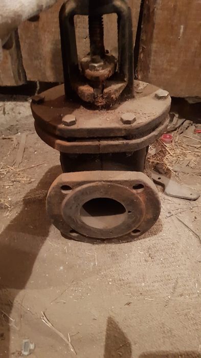 Продам задвижку