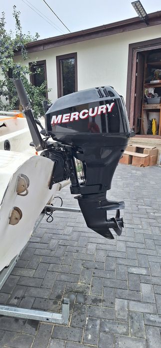 Motor barca Mercury 15 hp 4 timpi