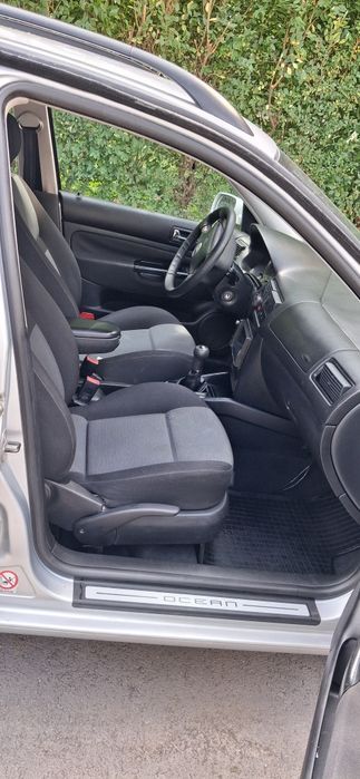 VOLKSWAGEN Golf 2006 — imagine 5