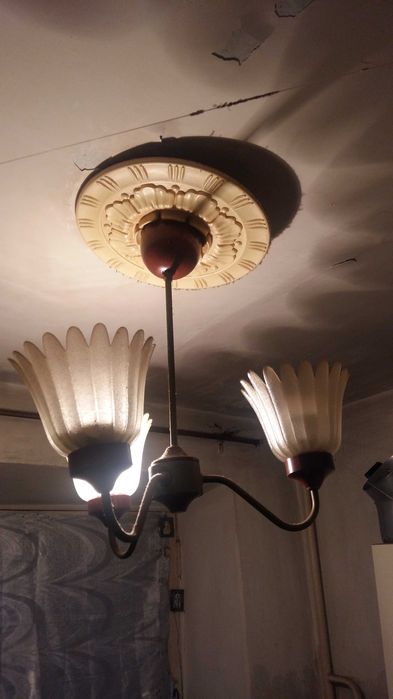 Люстра советская на  3 плафона