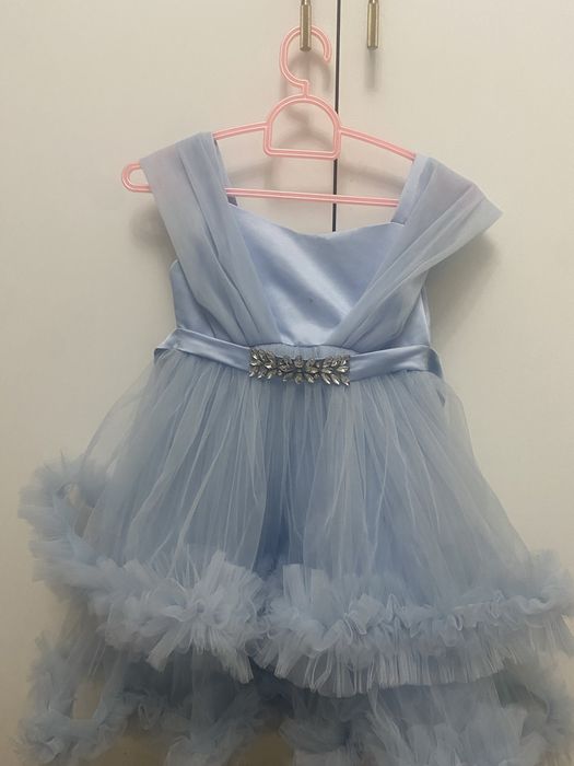 Продам нарядное платье