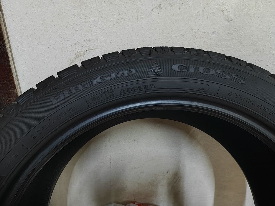 Продам резину GoodYear 265/45/21