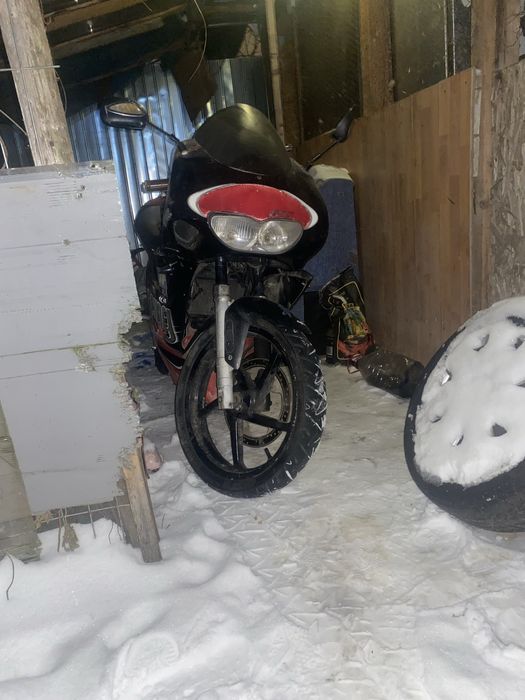 Aprilia rs 50 pentru piese sau intreaga