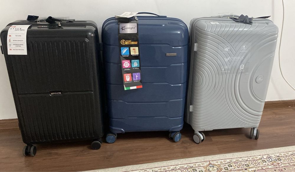 Чемоданы большой