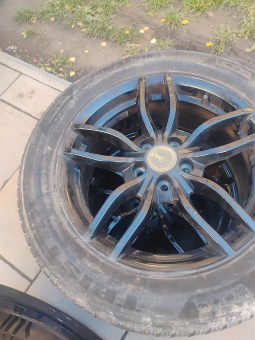 Vând set jante aliaj + anvelope 205/55 R16 – aspect sport