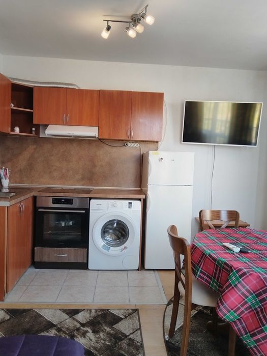 Дава се под наем Двустаен апартамент в Варна, Цветен квартал - 40 кв.м за 306 € - Снимка #11