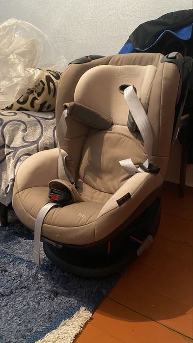 Продам автокресло для ребенка.