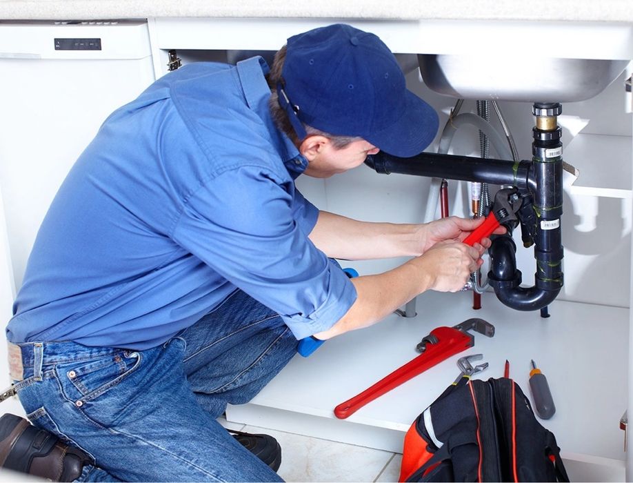 Instalator sanitar-interventii rapide-servicii multiple NON STOP 24/7