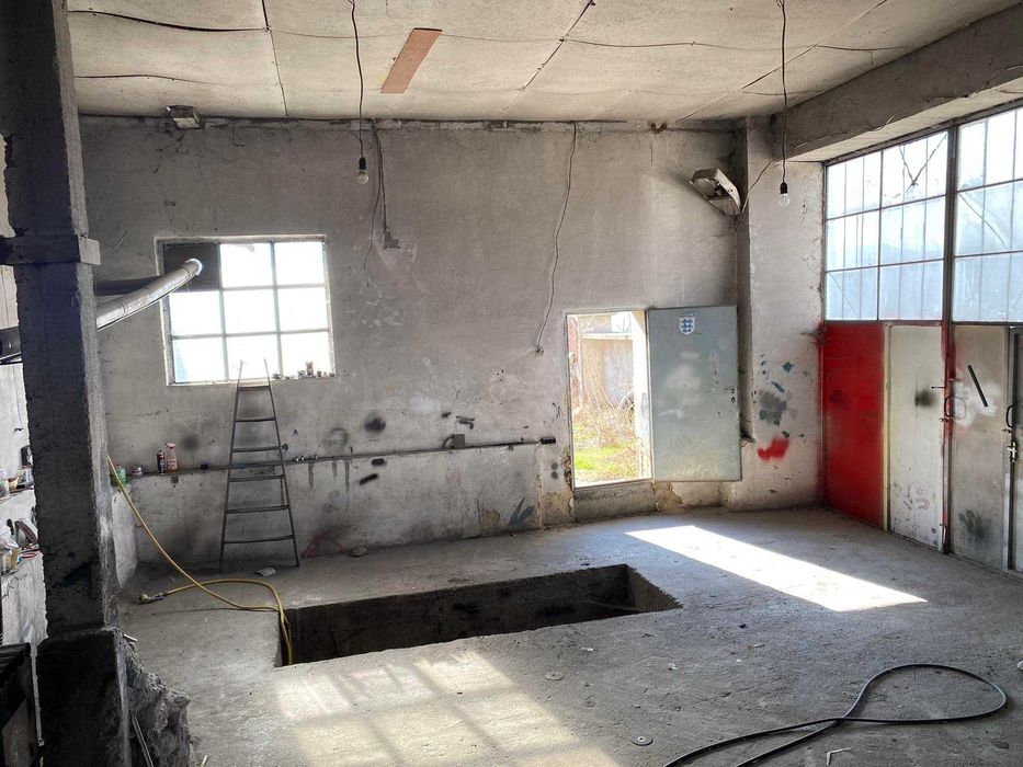 Продава се Промишлена сграда в с. Кърнаре, Област Пловдив - 280 кв.м за 215 €/кв.м - Снимка #3