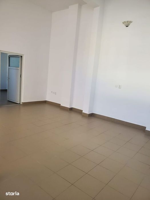 Spatiu Comercial cu vitrina 58 mp Stefan Cel Mare