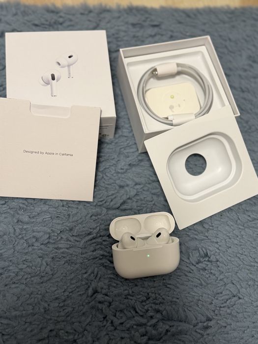 Airpods pro 2 / AirPods 4