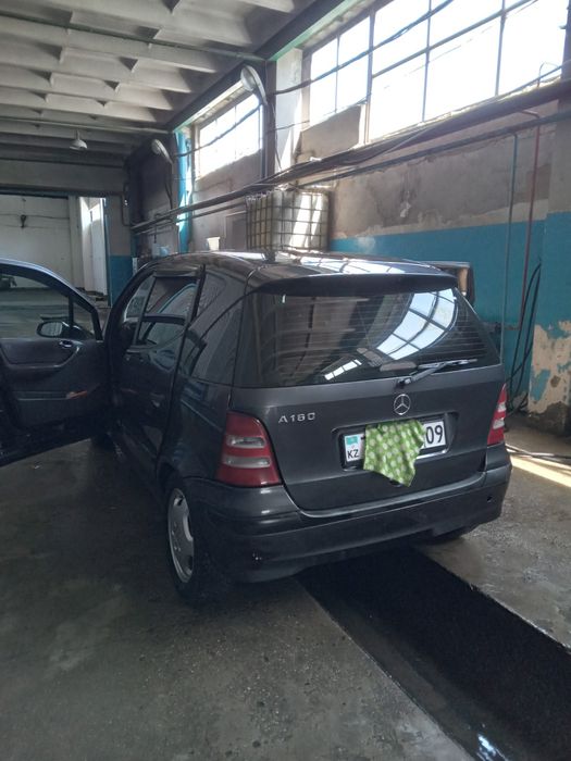 Экономичный малолитражка