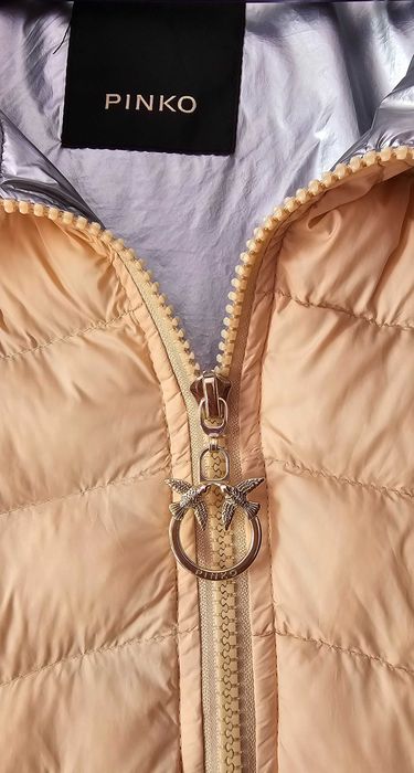 Преходно яке - Pinko