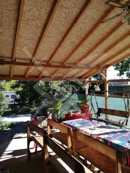 Дава се под наем  в с. Брестник, Област Пловдив - 20 кв.м за 298.86 € - Снимка #1