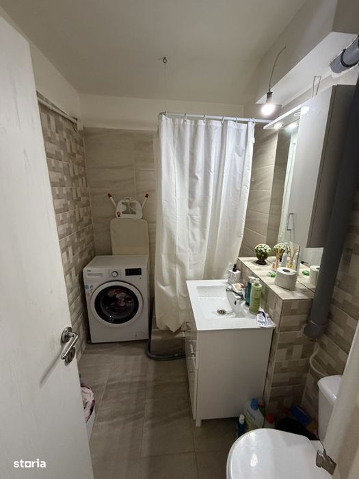 Garsonieră zona Lapus