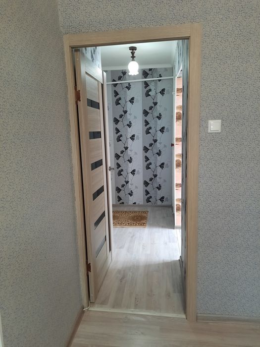 1 ком Евро в центре почасовая 1 000