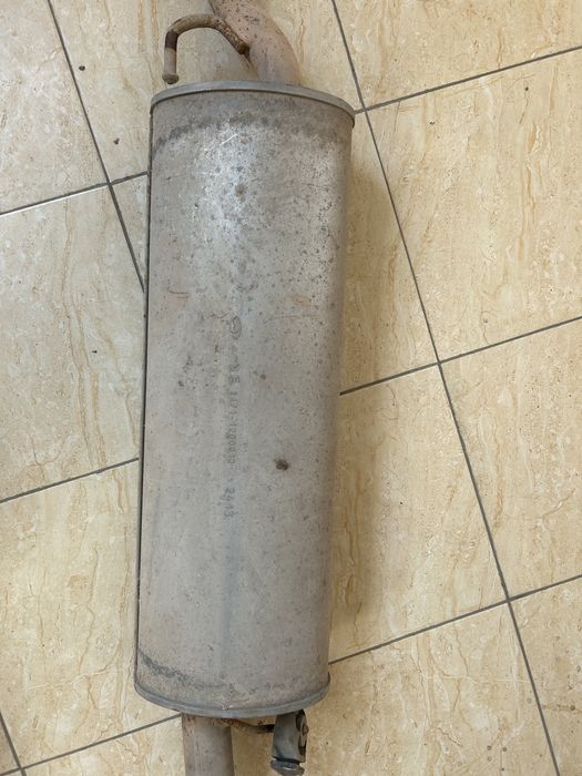 Продам глушитель приора