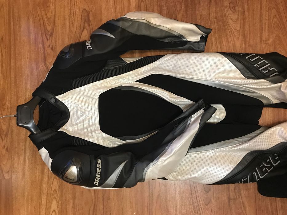 Цял кожен екип Dainese