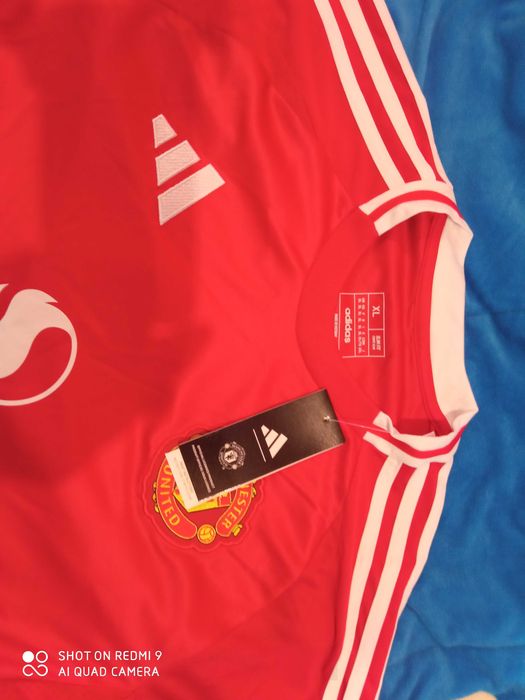 чисто нови тениски