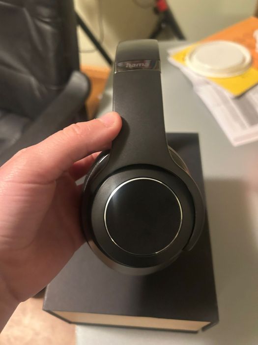 Vând căști hama pasion turn 200 de lei cumaparte anul trecut  wireless  298 de grame