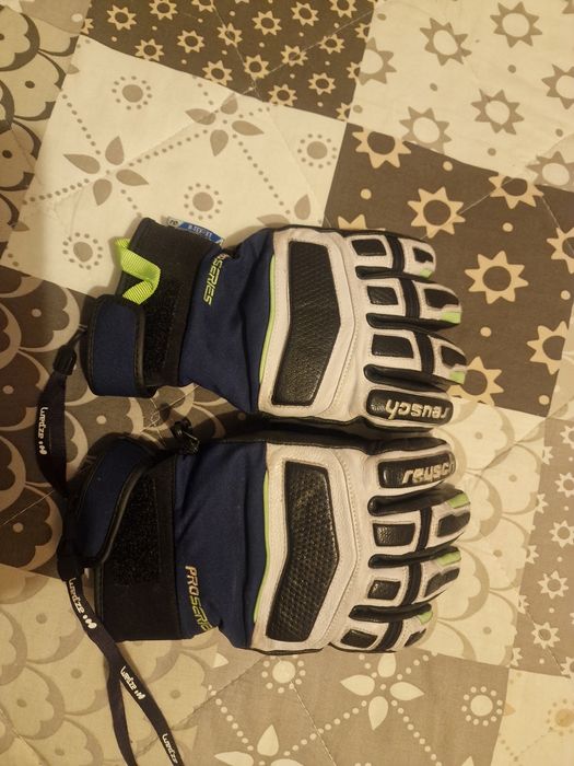 Vând manusi ski Reusch