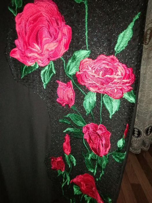 Ликвидация гарнитур. Платья