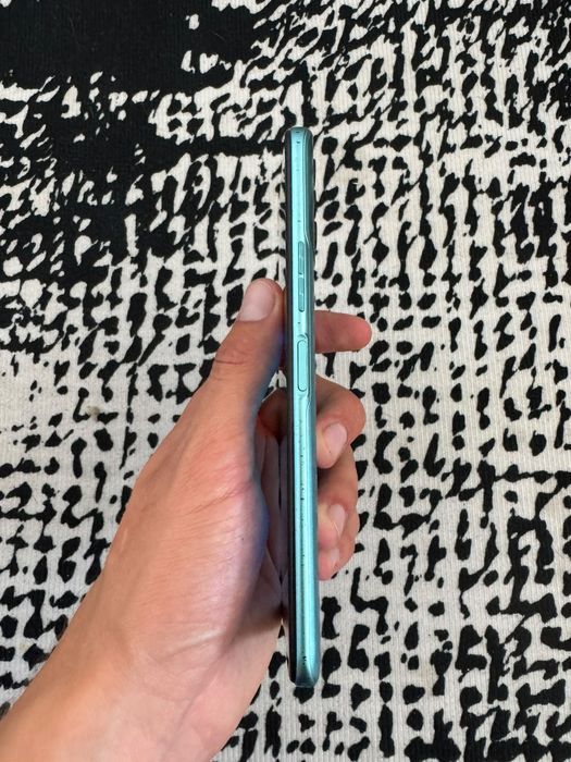 Tecno spark 8p в отличном состоянии