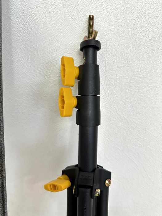 Держатель для фона