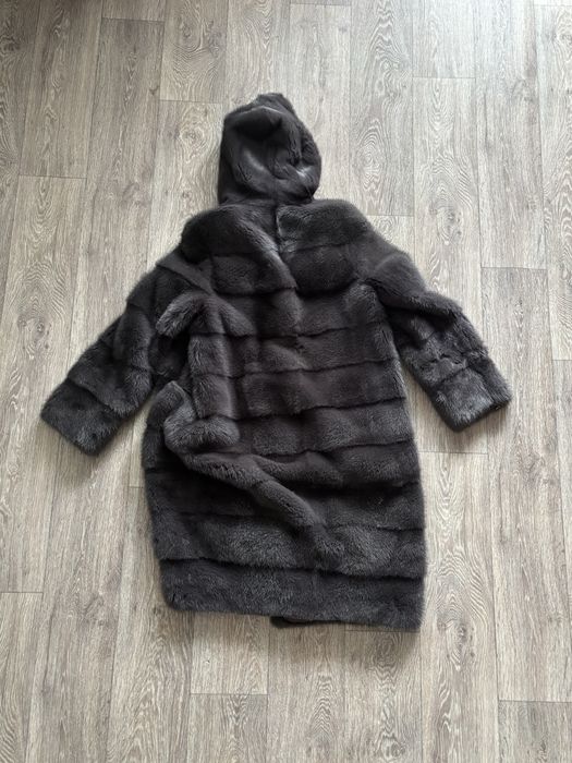 Продам норковую шубу