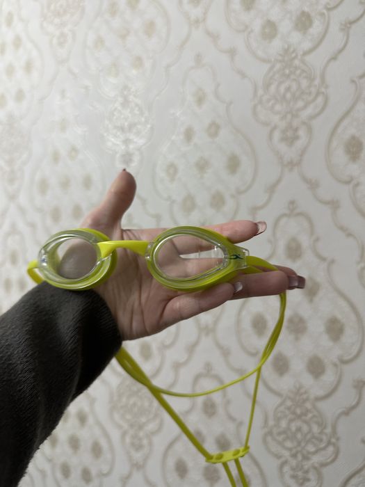 Продам очки для плавания детские