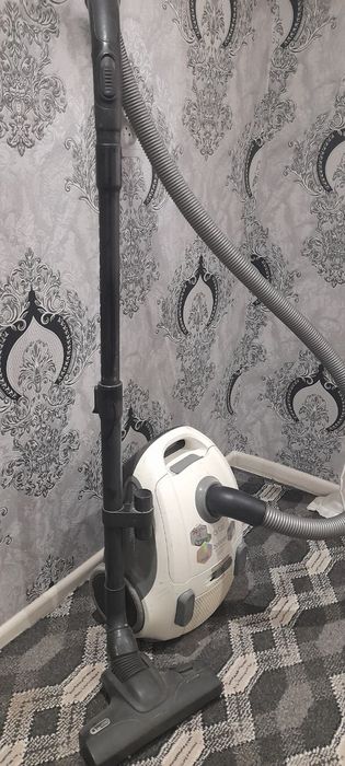 Пылесос artel 2000w