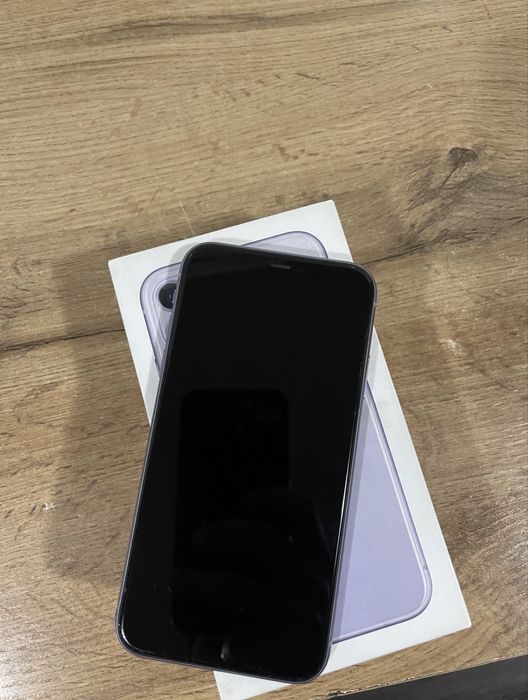 Iphone 11 в хорошем состоянии