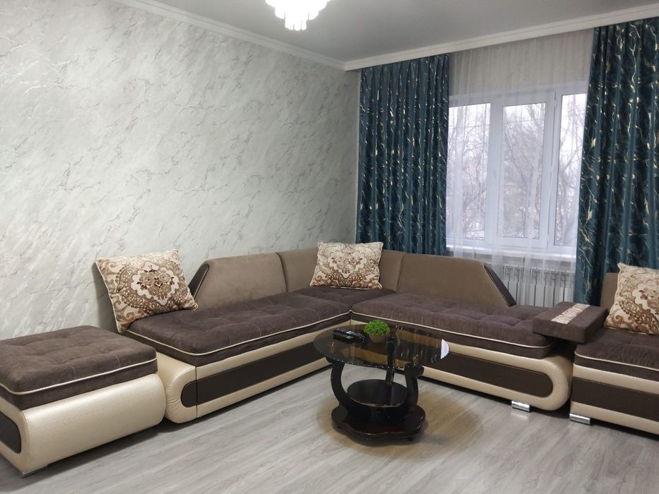 Диван секционный